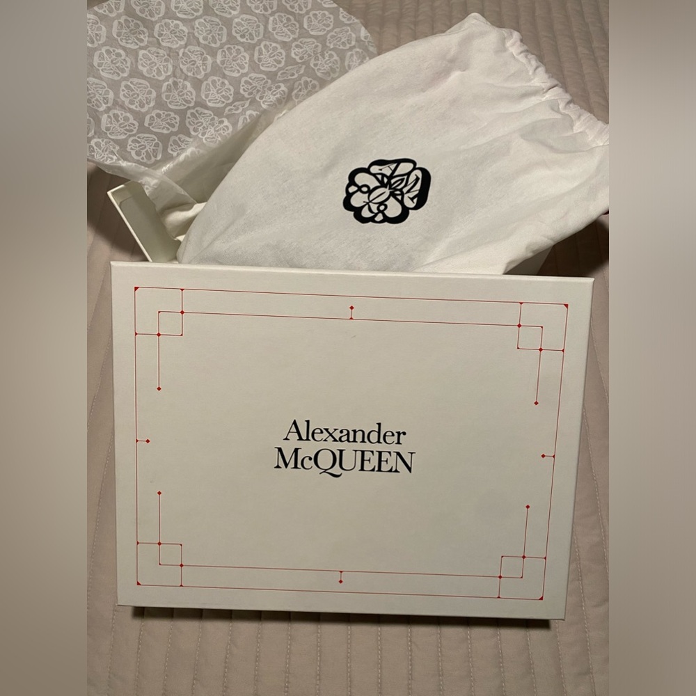 Authentic Alexander Mcqueen Pool Slides - Navy 40 - image 5